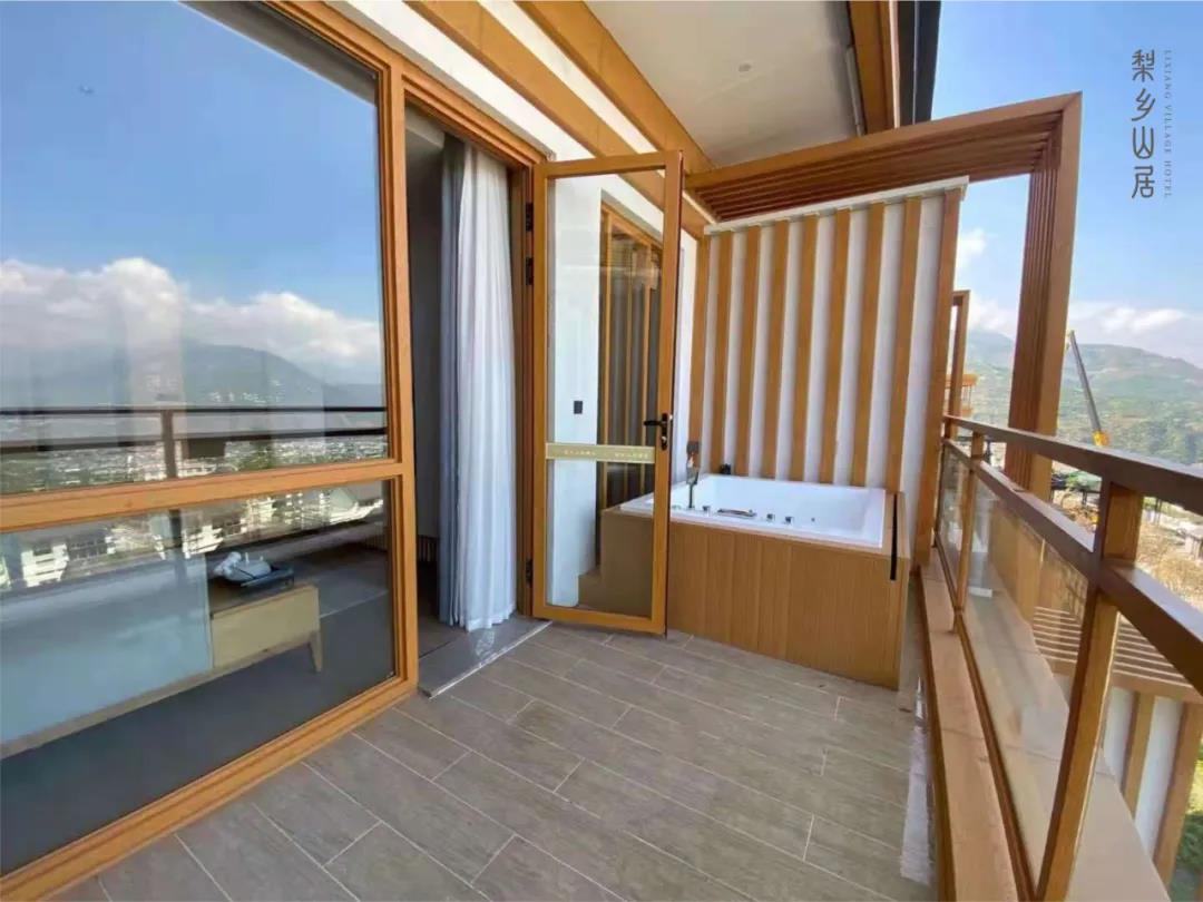 60e6651598a6e.jpg 60e6651598a6e.jpg