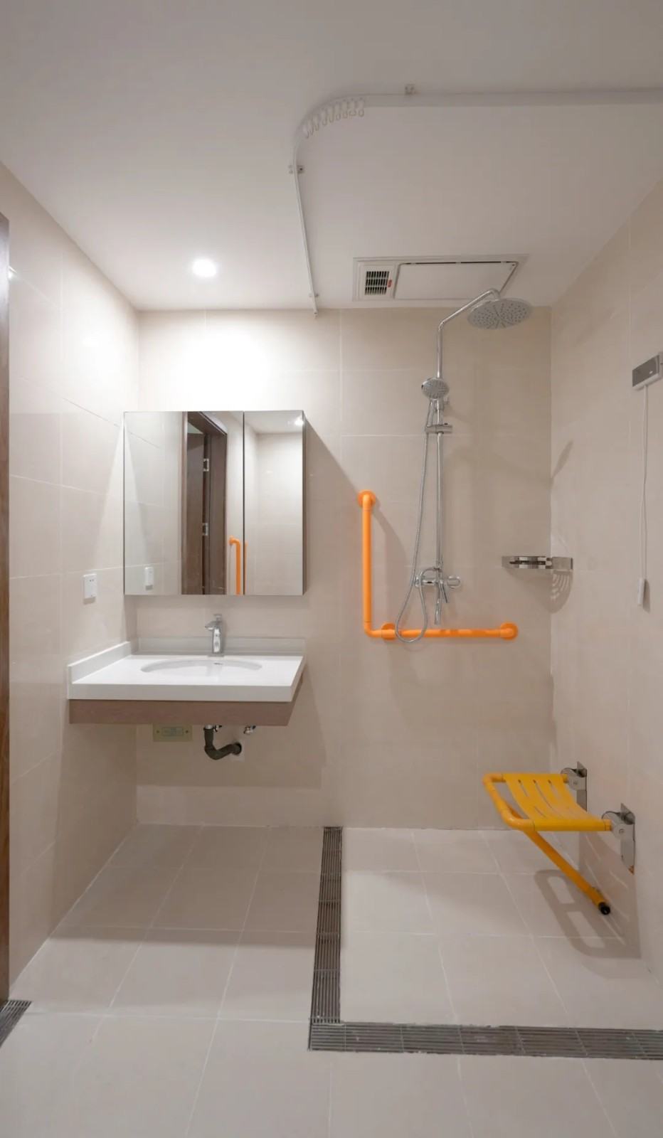 665e7c4ea7137.jpg 665e7c4ea7137.jpg